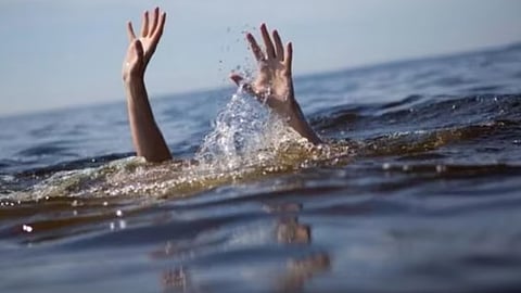 Youths drown while bathing in Meenachil river