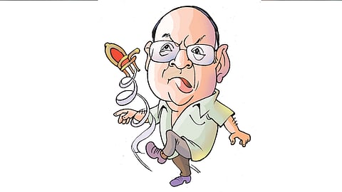 നാ​ട​കീ​യം, പ​വാ​ർ പൊ​ളി​റ്റി​ക്സ് 