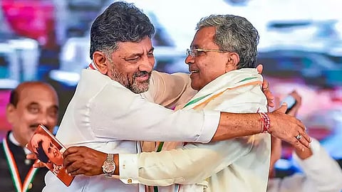 മുഖ്യമന്ത്രി സ്ഥാനം പങ്കുവച്ചേക്കും, ആദ്യ അവസരം സിദ്ധരാമയ്യയ്‌ക്കെന്ന് സൂചന