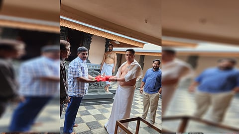 ബദ്‌ലാപ്പൂർ ക്ഷേത്രത്തിൽ ശ്രീ അയ്യപ്പന് വെള്ളിക്കിരീടം സമർപ്പിച്ചു