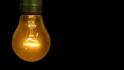 Electricity control at peak time shortage KSEB warning