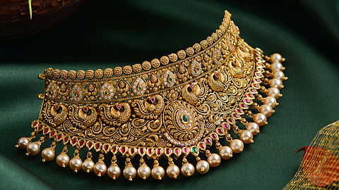 gold record rate today price hike 17-04-2025