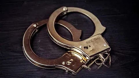 ജുഹുവിൽ 81 കാരിയെ വധിക്കാൻ ശ്രമം: വീട്ടു ജോലിക്കാരൻ അറസ്റ്റിൽ
