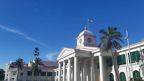 state government instructs local bodies to accept maximum donations for the development issue circular