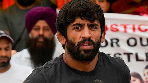 ബജ്റംഗ് പൂനിയയെ ഏഷ്യൻ ഗെയിംസിൽ നിന്ന് ഒഴിവാക്കാൻ നീക്കം