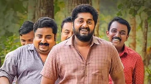 'വെള്ളാരപൂമല മേലേ...': ഹിറ്റ് ഗാനം 34 വർഷത്തിനു ശേഷം വീണ്ടും വെള്ളിത്തിരയിൽ | Video
