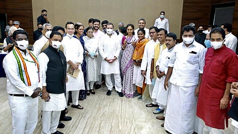 ഇന്ത്യ മുന്നണി നേതാക്കൾ.