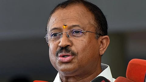v muraleedhjaran against pinarayi vijayan