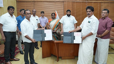 കാപ്‌കോസ് ആധുനിക റൈസ് മില്ല് ഒരു വര്‍ഷത്തിനുള്ളില്‍; ഊരാളുങ്കലുമായി കരാര്‍ ഒപ്പുവെച്ചു