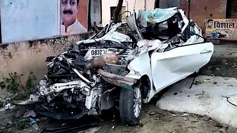 up truck accident today 6 deaths