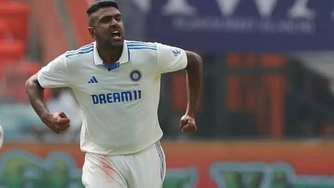 96 വി​ക്കറ്റ്‍; ച​ന്ദ്ര​ശേ​ഖ​റി​നെ പി​ന്ത​ള്ളി അ​ശ്വി​ന്‍