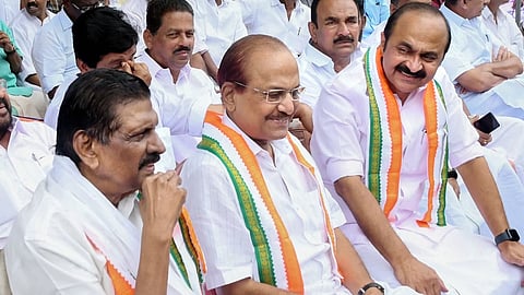സീ​റ്റ് ത​ർ​ക്കം മു​റു​കി; യു​ഡി​എ​ഫ് നി​ർ​ണാ​യ​ക യോ​ഗം നാ​ളെ 