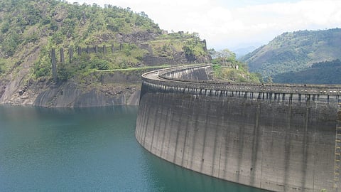അണക്കെട്ടുകൾ വരളുന്നു; ഇടുക്കി ഡാമില്‍ വെള്ളം 35% മാത്രം