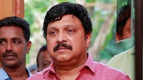 minister kb ganesh kumar against tamilo nadu tax hike