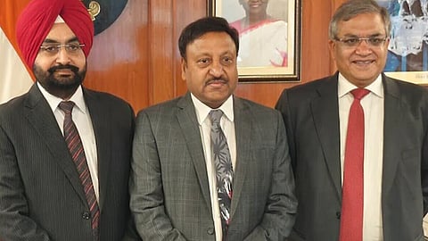 തെരഞ്ഞെടുപ്പ് കമ്മിഷണർമാർ ചുമതലയേറ്റു; ഇലക്ഷൻ തീയതികൾ ഇന്ന് പ്രഖ്യാപിച്ചേക്കും