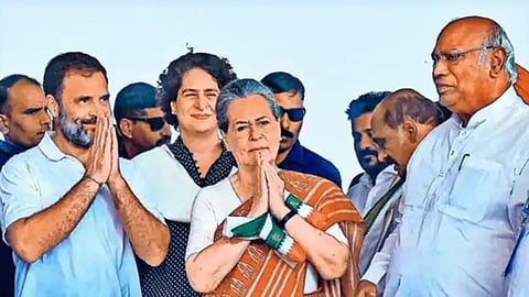 അക്കൗണ്ടുകൾ മരവിപ്പിക്കരുതെന്ന ഹർജി തള്ളി ഇൻകം ടാക്സ് ട്രൈബ്യൂണൽ; കോൺഗ്രസിന് തിരിച്ചടി