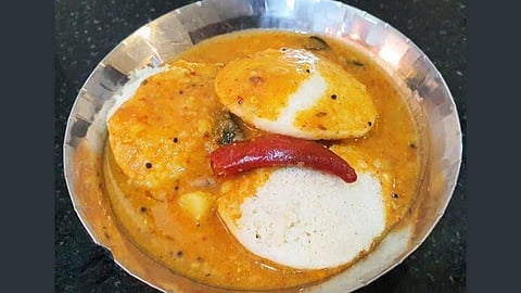 സ്‌കൂളിലെ ഉച്ചഭക്ഷണത്തിനിടെ വിളമ്പിയ സാമ്പാറിൽ പല്ലി: 30 വിദ്യാർഥികൾ ചികിത്സ തേടി