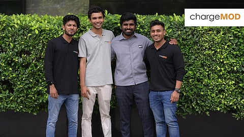 വൻ കുതിപ്പിനൊരുങ്ങി ഇലക്ട്രിക് വാഹനസംരംഭമായ ചാർജ്‌മോഡ്; രാജ്യത്തുടനീളം 1200 ചാർജറുകൾ കൂടി സ്ഥാപിക്കും