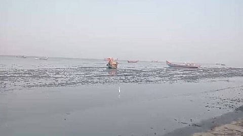 sea recedes at alappuzha