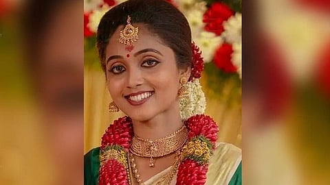ഗർഭിണിയായ യുവതി ചികിത്സക്കിടെ മരിച്ചു