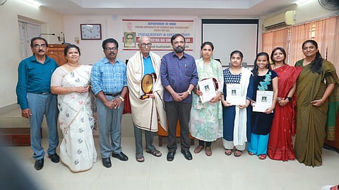 ഡോ. എല്‍ സുനിതാ ബായ് സ്മൃതി പുരസ്‌കാരങ്ങള്‍ സമ്മാനിച്ച് കുസാറ്റ് 