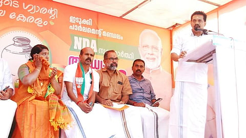 എൻഡിഎ വന്നാൽ കാര്യം നടക്കും ഇല്ലെങ്കിൽ നടന്നു മടുക്കും; അഡ്വ.പ്രതീഷ് പ്രഭ