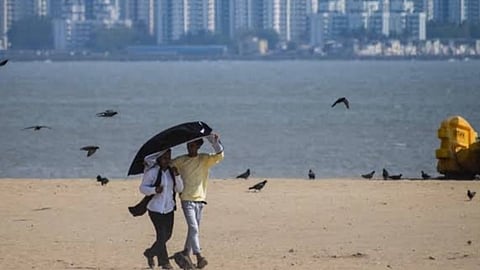 മുംബൈ നഗരത്തിൽ വരും ദിവസങ്ങളിലും കനത്ത ചൂടിന് ശമനമില്ലെന്ന് കാലാവസ്ഥ വകുപ്പ്