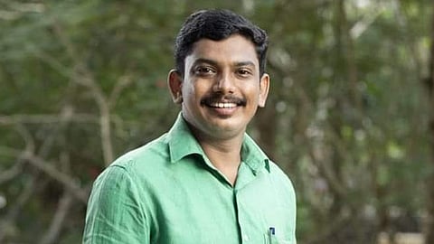 ബസ് പൊലീസ് സ്റ്റേഷനിലേക്കു വിടാൻ എംഎൽഎ ആവശ്യപ്പെട്ടു: കണ്ടക്റ്റർ