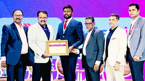 കേരളത്തിലെ സൗരോര്‍ജ വിപണി ഉഷാറാക്കാൻ അദാനി ഗ്രൂപ്പ് 