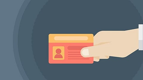 Smart card with photo and QR code; Bengal ready for free travel for women