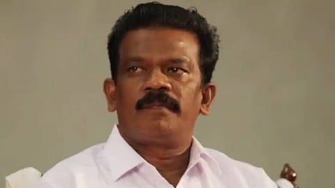 പാലക്കാട് ചാത്തൻകുളങ്ങര ക്ഷേത്രഭൂമിയിൽ രാജ്യാന്തര ക്രിക്കറ്റ് സ്റ്റേഡിയത്തിന് പദ്ധതി