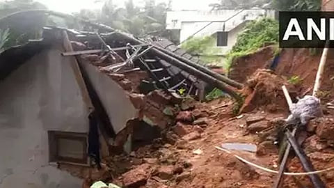 4 people died after wall collapsed in mangalapuram