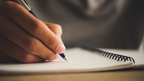 Imposition for students over throwing waste