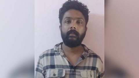 idukki native arrested for extorting money by offering job abroad