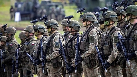 Ukraine war: Moscow promises record signing-on bonus