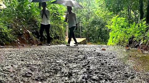 kurumbinampara juma masjid congrate road broken within months