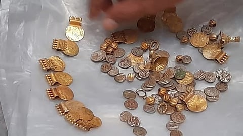 gold and silver treasure found in kannur Chengalayi
