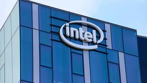 Intel to lay off 15% of its employees