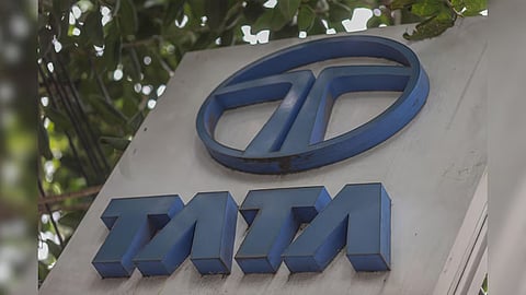 tata group drops plan to acquire stake in vivo india over apple objection