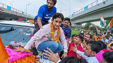 Vinesh Phogat to continue fight