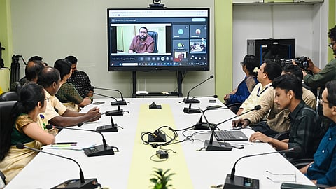 Norka Business Clinic for expatriates p. Shri Ramakrishnan inaugurated it.