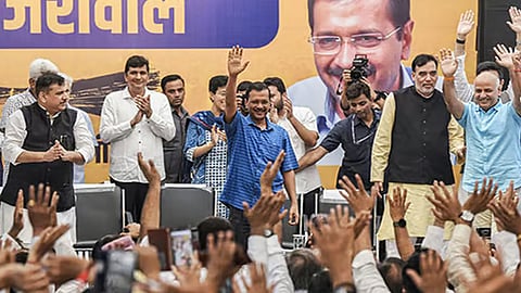 aap to announce name of new cm at 12 noon today