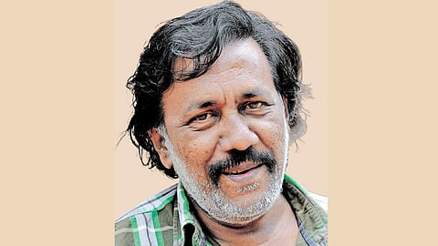 kureeppuzha sreekumar bags essence global life time achievement