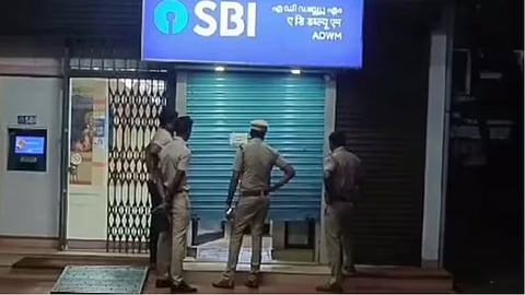 Massive ATM robbery in three places in Thrissur