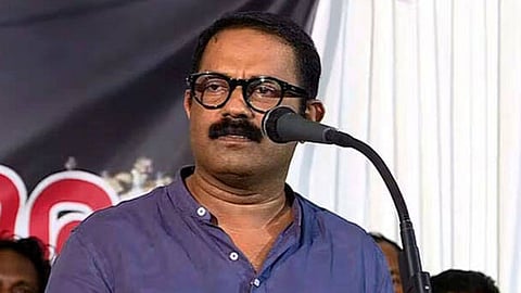 km shaji about pv anwar