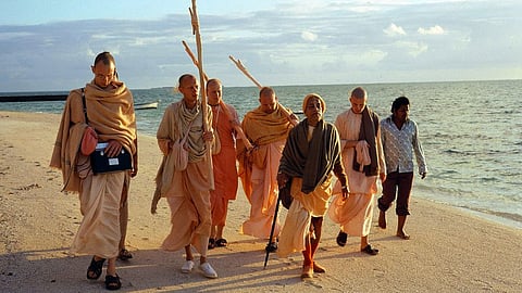 iskcon advice to hindu priest on Hide Your Hindu Identity To Save Your Lives