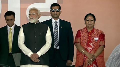 Rekha Gupta takes oath as delhi cm