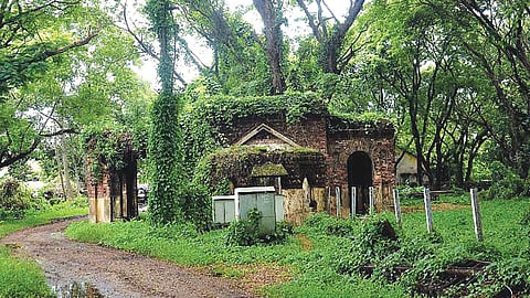 local bodies must clear land even if owner unknown
