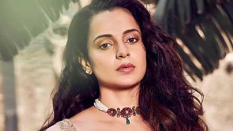 Kangana backs Anandiben Patel over motherhood remark