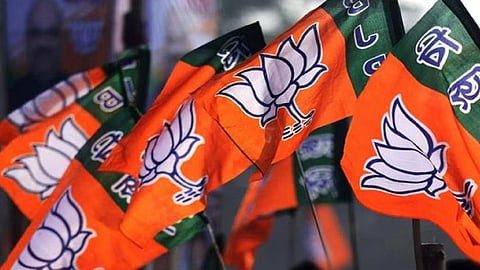 no permission sought from Rss, bjp  split over naming skill centre after Hedgewar 